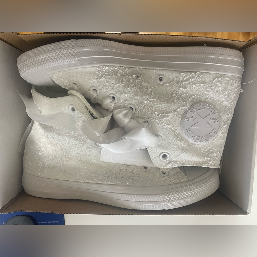 Wedding converse